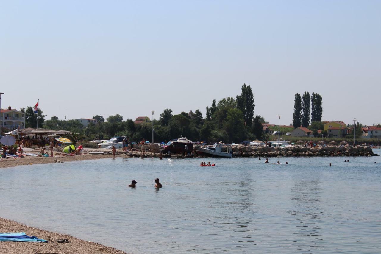 Apartmani Misak Vrsi Buitenkant foto