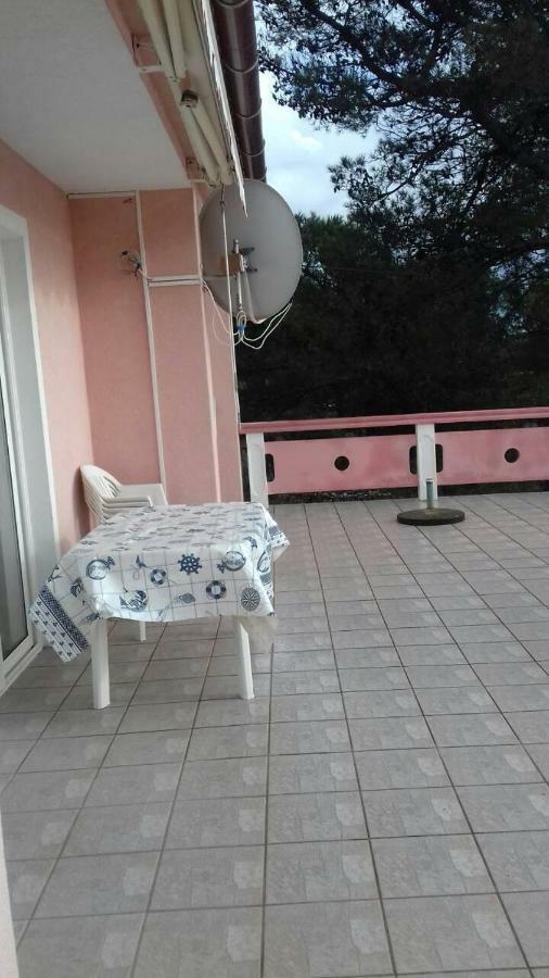 Apartmani Misak Vrsi Buitenkant foto